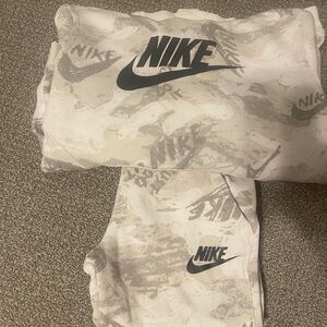 Nike Kids' Cream and Gray Joggers